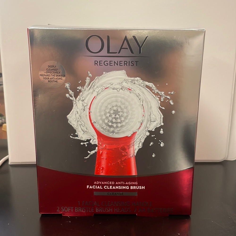 Okay facial cleansing brush